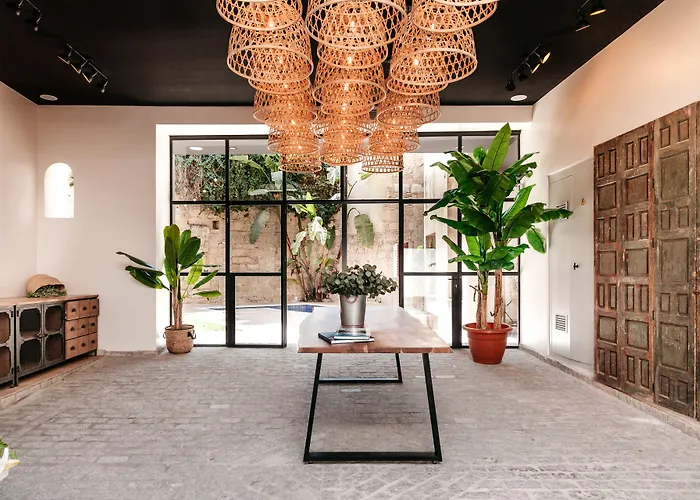 Maison d'hôtes Astuto Boutique Jerez - Adults Only 4*