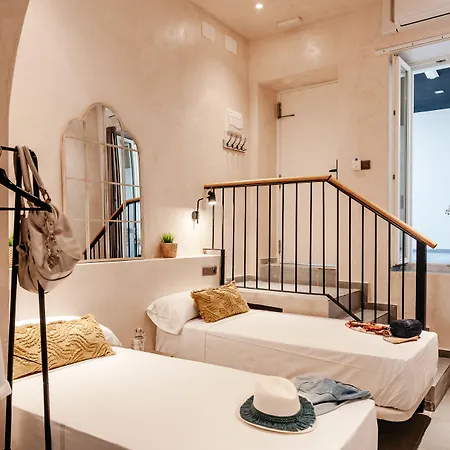 Гостевой дом Astuto Boutique Jerez - Adults Only Херес-де-ла-Фронтера